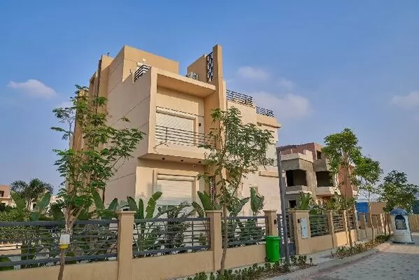 Villa for sale in Alma Compound, Sheikh Zayed